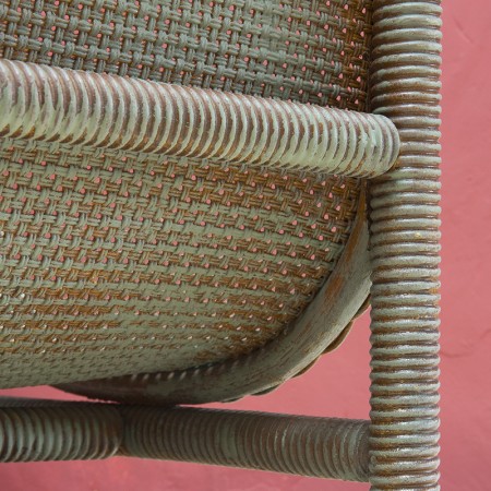 アンティークの籐編みバスケット