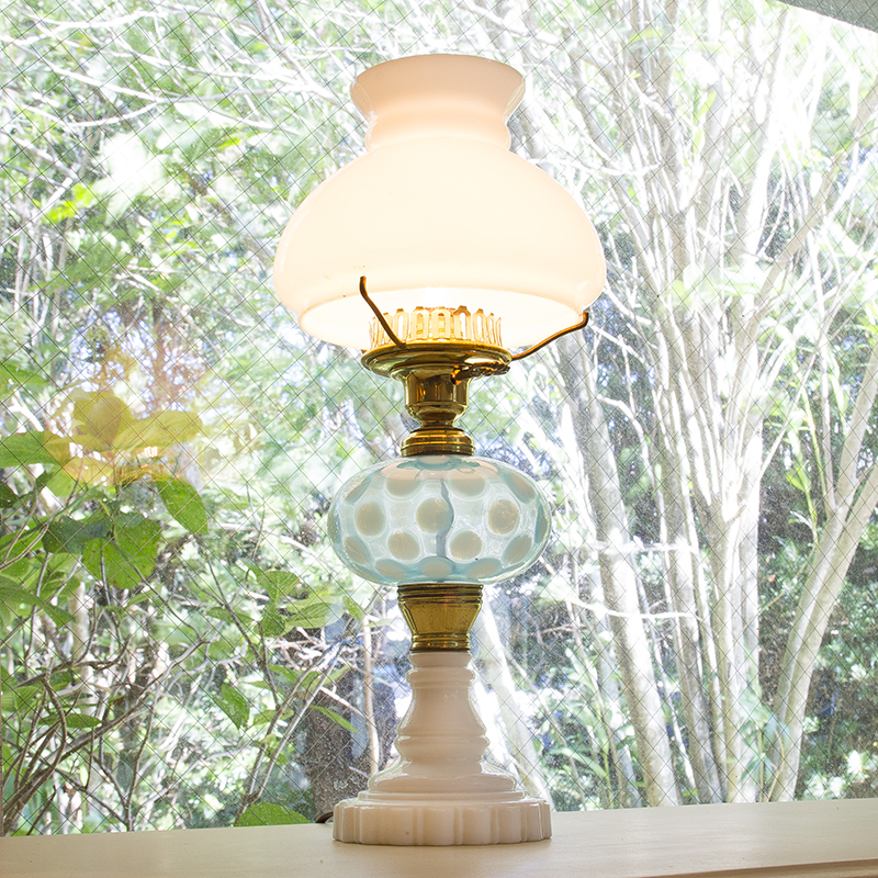オイルランプ型テーブルランプ/FENTON